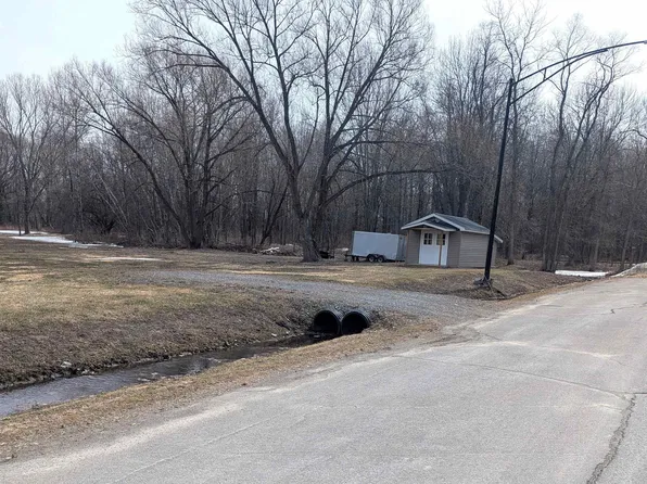 800-804 Picquet Dr, Ogdensburg, NY 13669