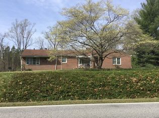 1303 Watsons Wood Rd, Crewe, VA 23930