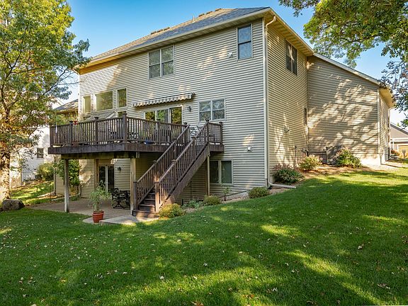 3rd image of 1520 Monterey Ln SW