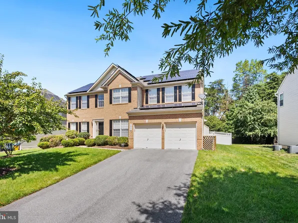 9835 Farm Pond Rd, Laurel, MD 20708