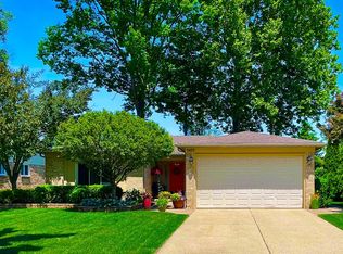 5453 Chadbourne Dr, Sterling Heights, MI 48310