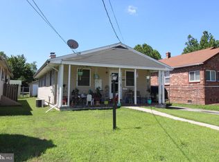 24 Harrisburg Ave, New Castle, DE 19720