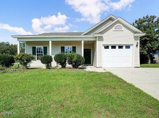 1136 Ashcroft Dr NE, Leland, NC 28451