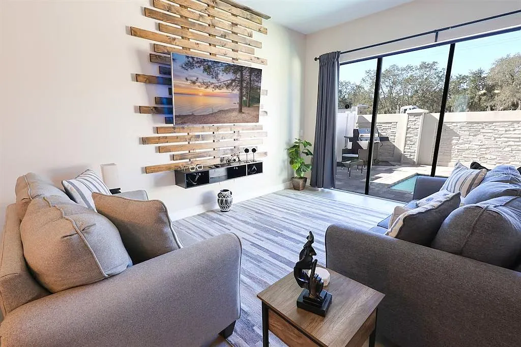 4 bed, 3.0 bath, 1871 sqft, $3,000 — Photo 3