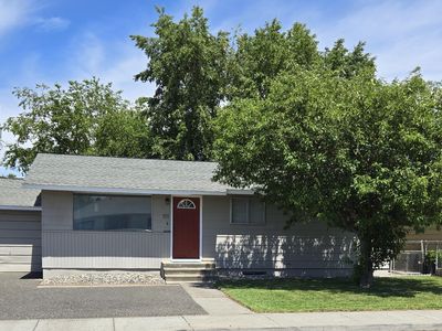 1111 E 6th Ave, Kennewick, WA, 99336