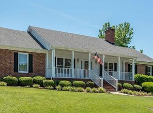27 Hatteras Ln, Simpsonville, SC 29680