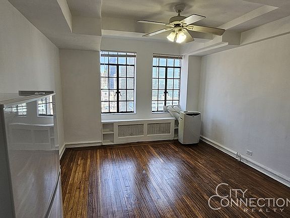 5th image of 320 E 42nd St APT 2402