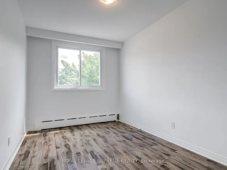 79 Lanark Ave #1 — Photo 17