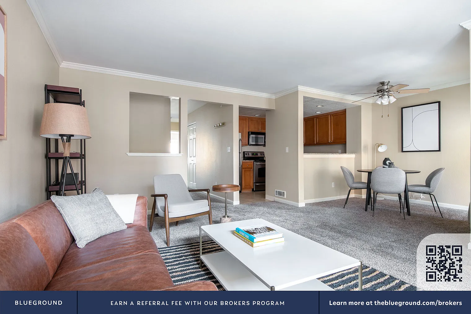 2 bed, 2.0 bath, 1012 sqft, $3,820 — Photo 3