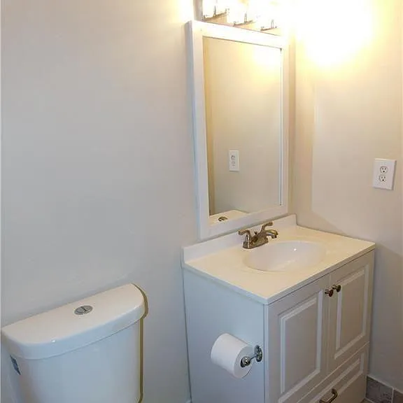 805 Plate St #210 — Photo 14