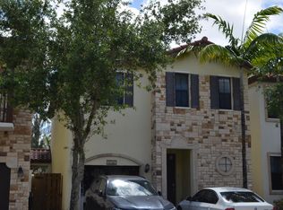 10260 NW 70th Ter, Doral, FL 33178