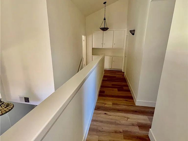 22185 Crane St — Photo 8