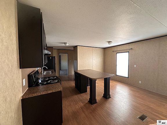 5th image of 1449 Guyton Loop Rd