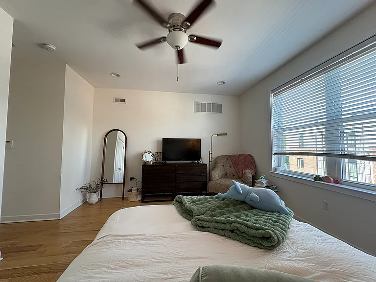 2516 Grays Ferry Ave — Photo 35