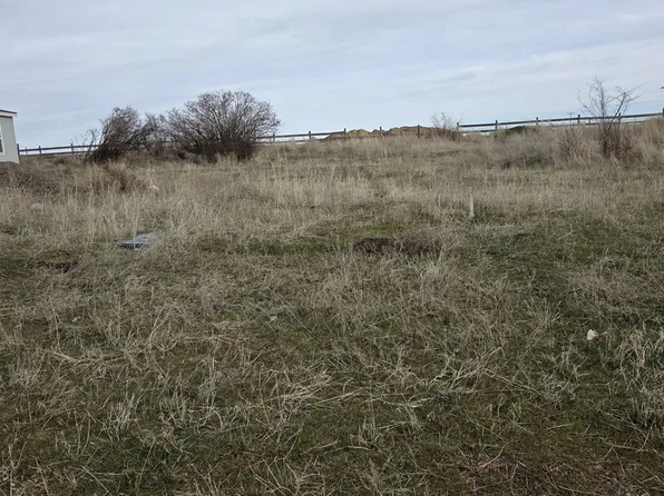 S Bryan St, Condon, OR 97823