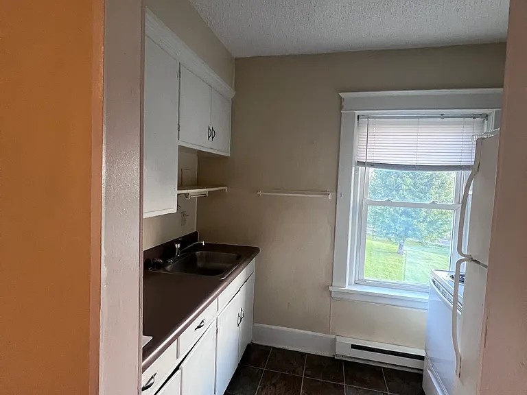 4373 Braddock Ave NE #6 — Photo 3