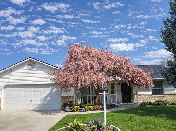 10492 W Greenleaf St