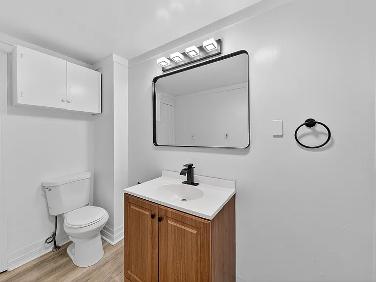 511 Brown St — Photo 28