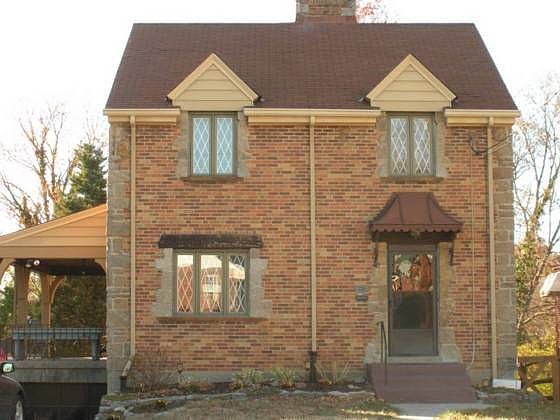 1st image of 729 Clanora Dr