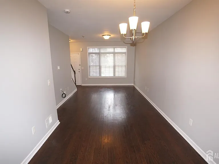 1299 Saint George Ave #103 — Photo 2