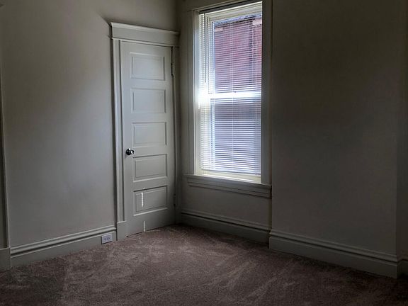 3rd image of 6712 Vermont Ave