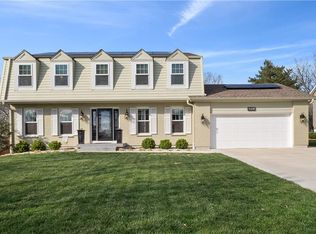 11428 W 105th St, Overland Park, KS 66214