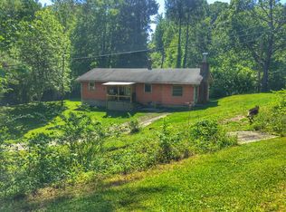 390 Claudes Hollow Rd, Middlesboro, KY 40965