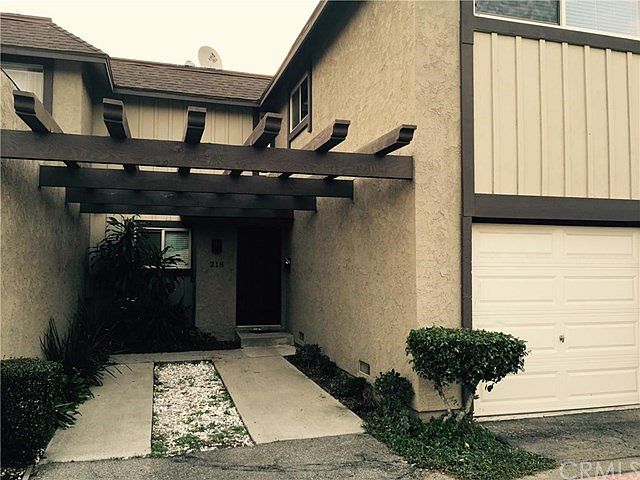 2nd image of 218 Hillcrest Dr