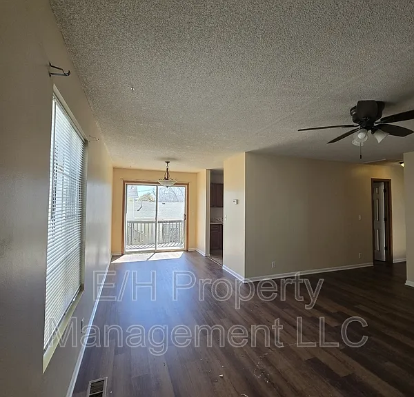 4462 S Elizabeth Ave — Photo 9