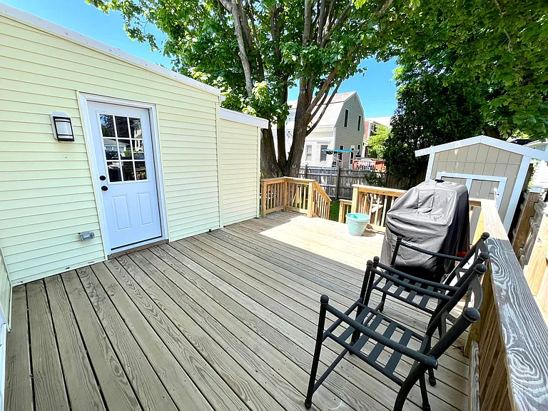 12 Bedlow Ave — Photo 27