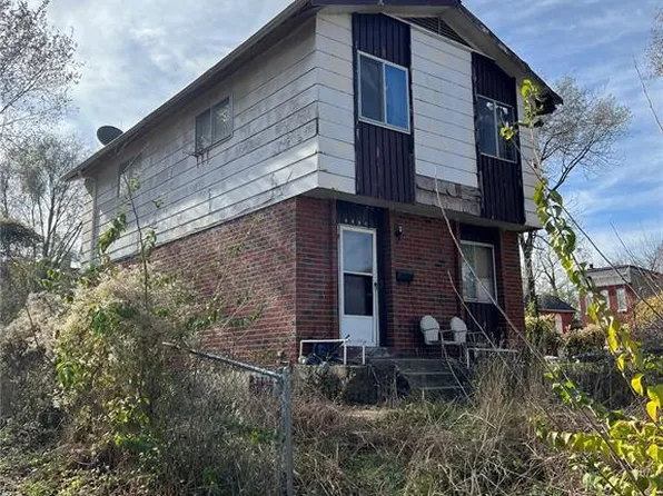 2238 University St, Saint Louis, MO 63107