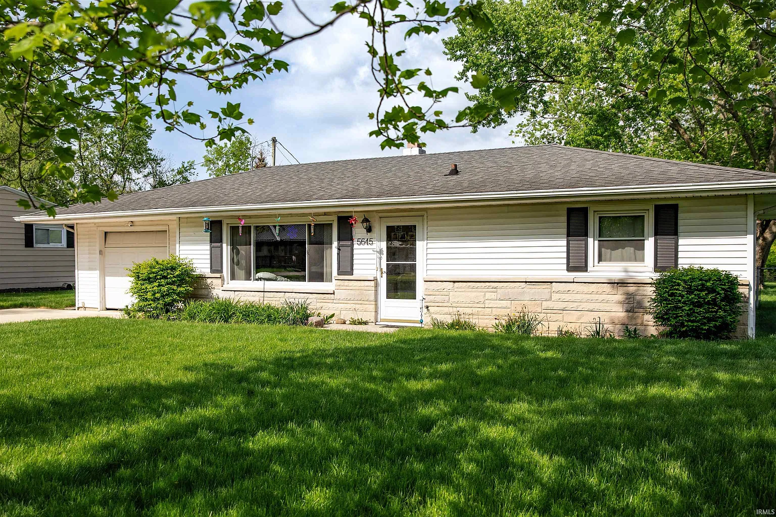 5645 Meadowbrook Dr photo 1