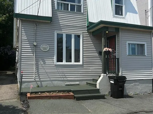 228 Hamilton Avenue, St. John's, NL A1E1J7