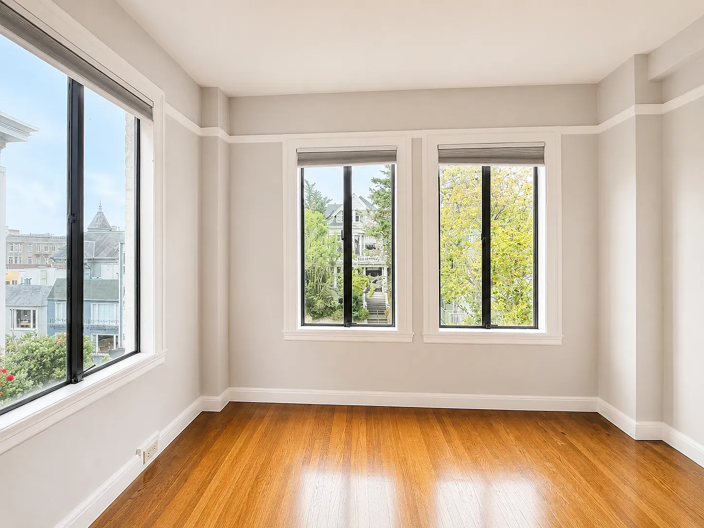 Charming Pacific Heights 1BR with Dishwasher Near Lafayette Park — Photo 3