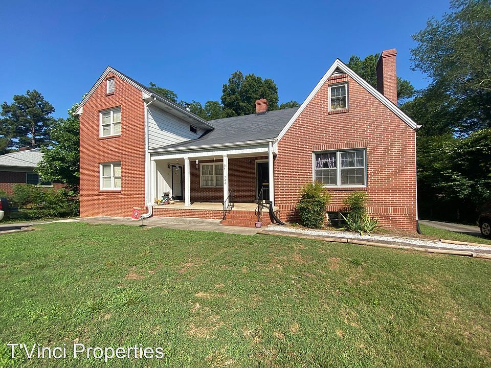 1st image of 744 Crescent Dr #2