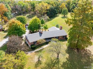 1 Meadowbrook Hts, Hannibal, MO 63401