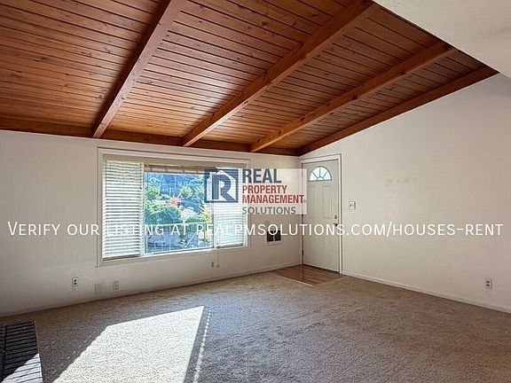 5th image of 1403 8th St