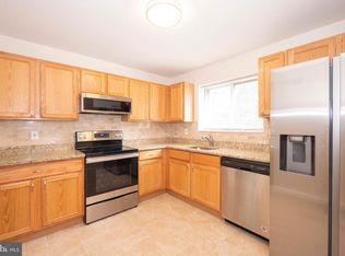 18966 Montgomery Village Ave, Montgomery Village, MD 20886