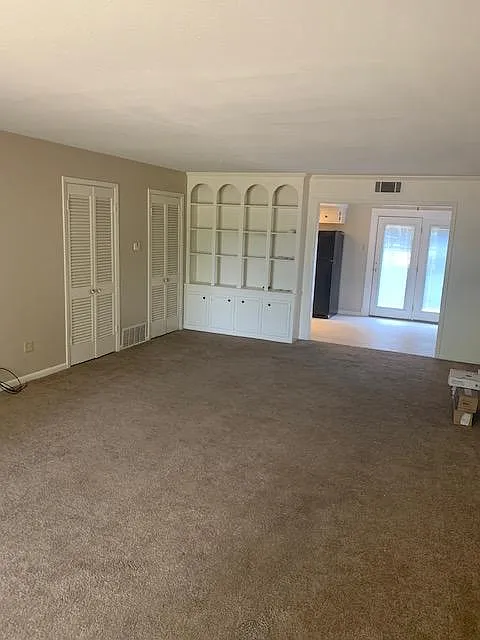 2 bed, 1330 sqft, $1,250 — Photo 1