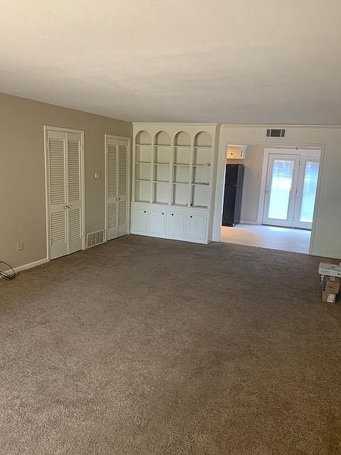 1st image of 1502 Fairoaks Dr