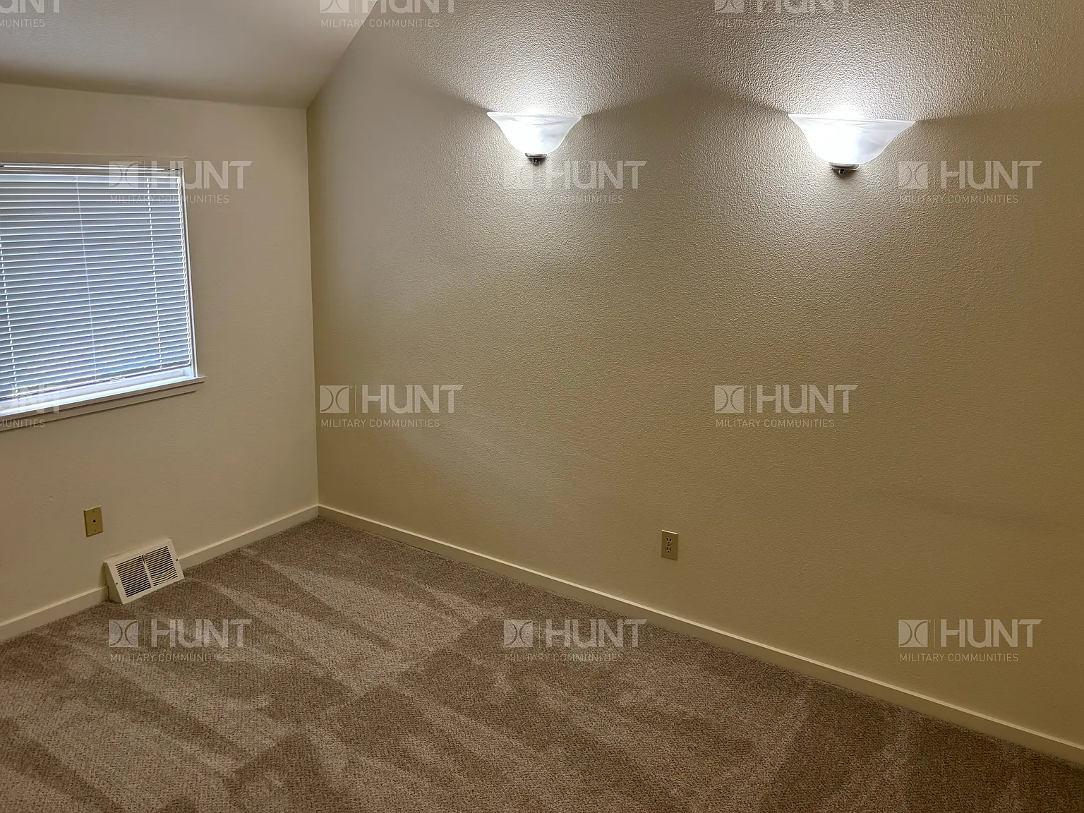 2 bed, 1.5 bath, 959 sqft, $2,339 — Photo 3