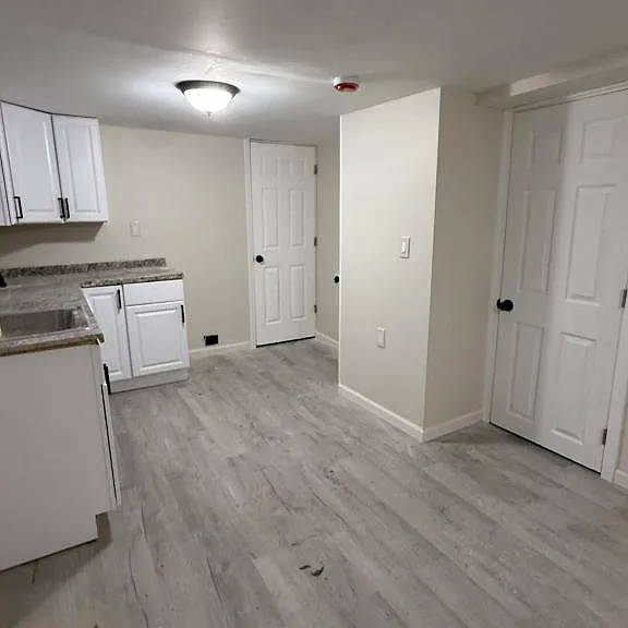 27 South St — Photo 12
