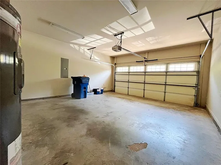330 Holdings Dr — Photo 28