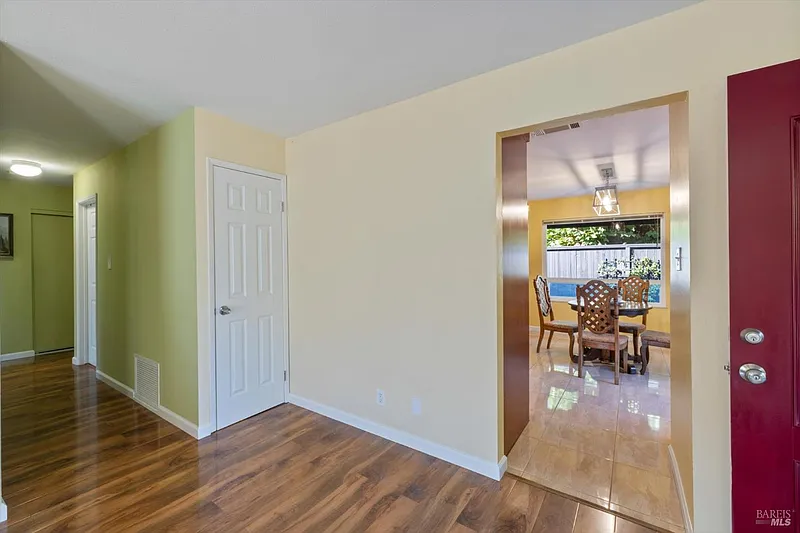 Thumbnail 15