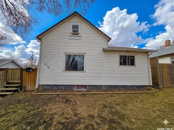 470 2nd AVENUE NW, Swift Current, SK S9H 0P7