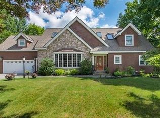 1 Robert Rd, Topsfield, MA 01983