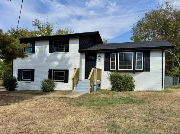 3074 Richmond Hill Dr, Nashville, TN 37207