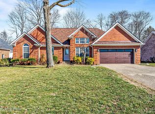2103 Prestwick Dr, La Grange, KY 40031