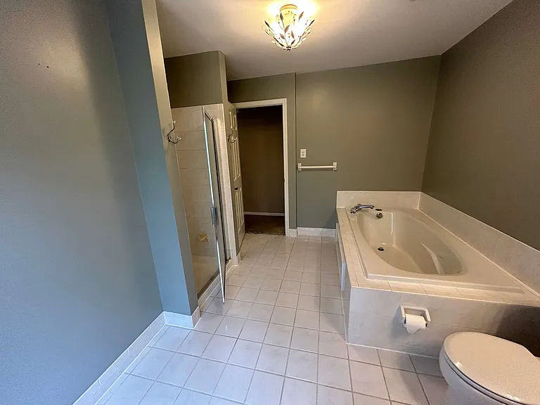 593 W Saxony Dr — Photo 46