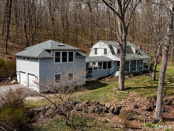 2nd image of 34 Kent Hollow Road
